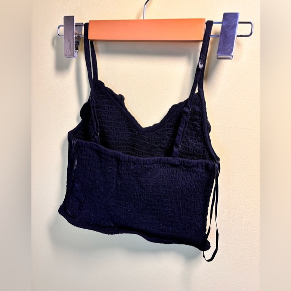 NWT Crop top size small - Picture 2 of 4
